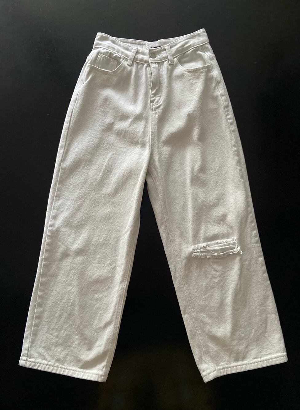 FUZZYKON White Distressed Wide Leg Denim Jeans sz M (24w)
